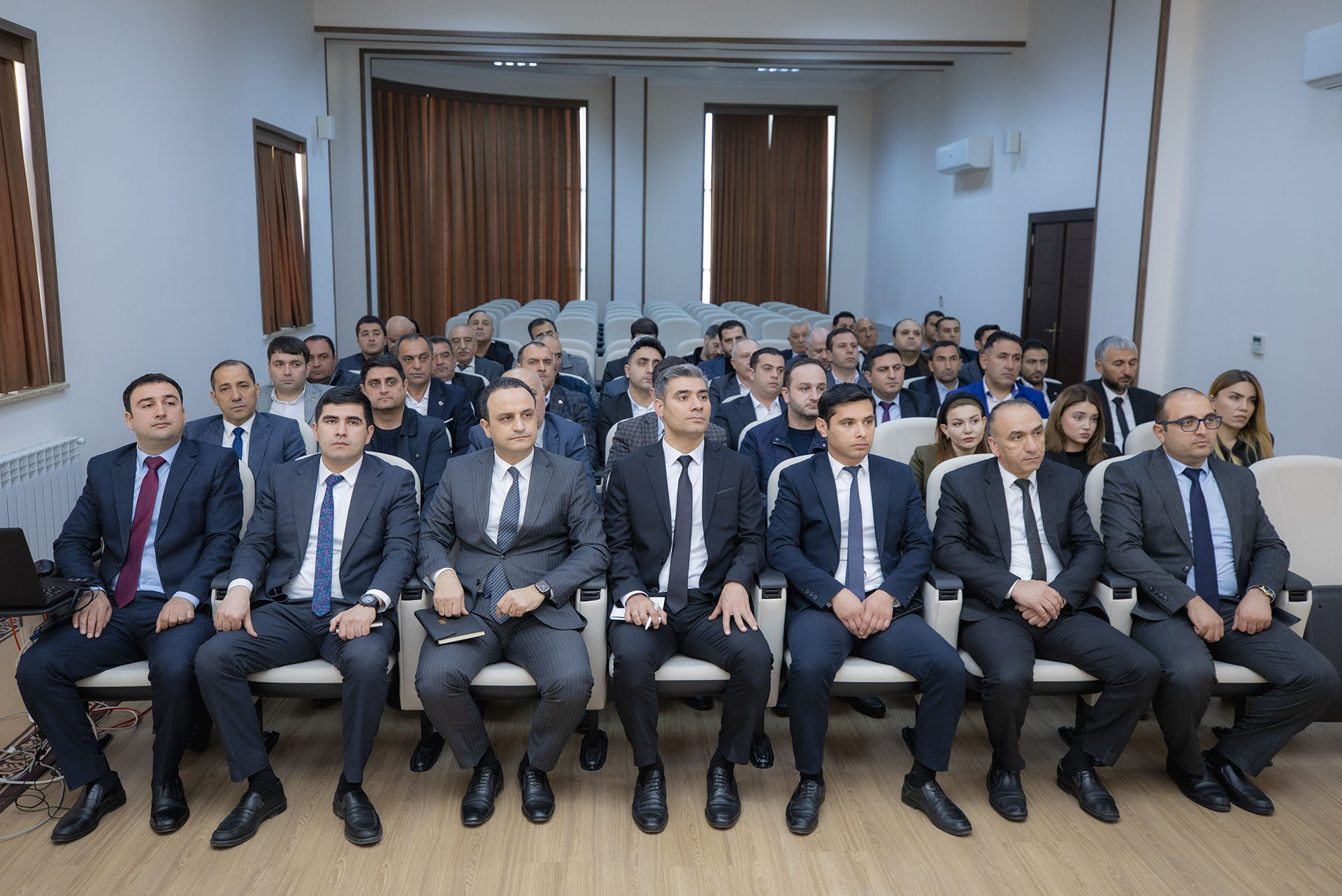 Naxçıvan Muxtar Respublikasında sahibkarlıq subyektlərinin nümayəndələri ilə maarifləndirici görüş keçirilib