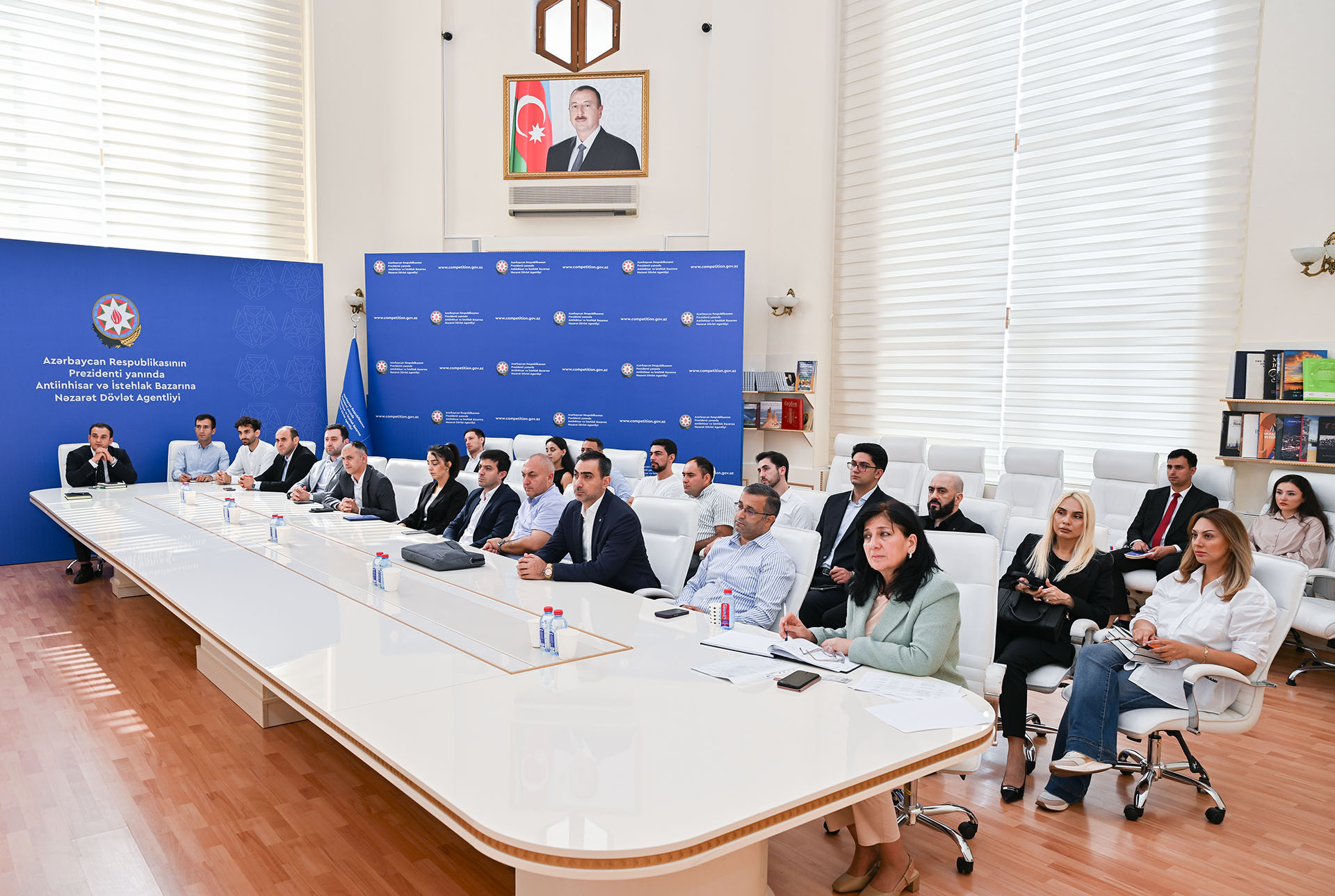 Agentlikdə Rəqabət Məcəlləsinin tətbiqinə dair növbəti maarifləndirici seminar keç...