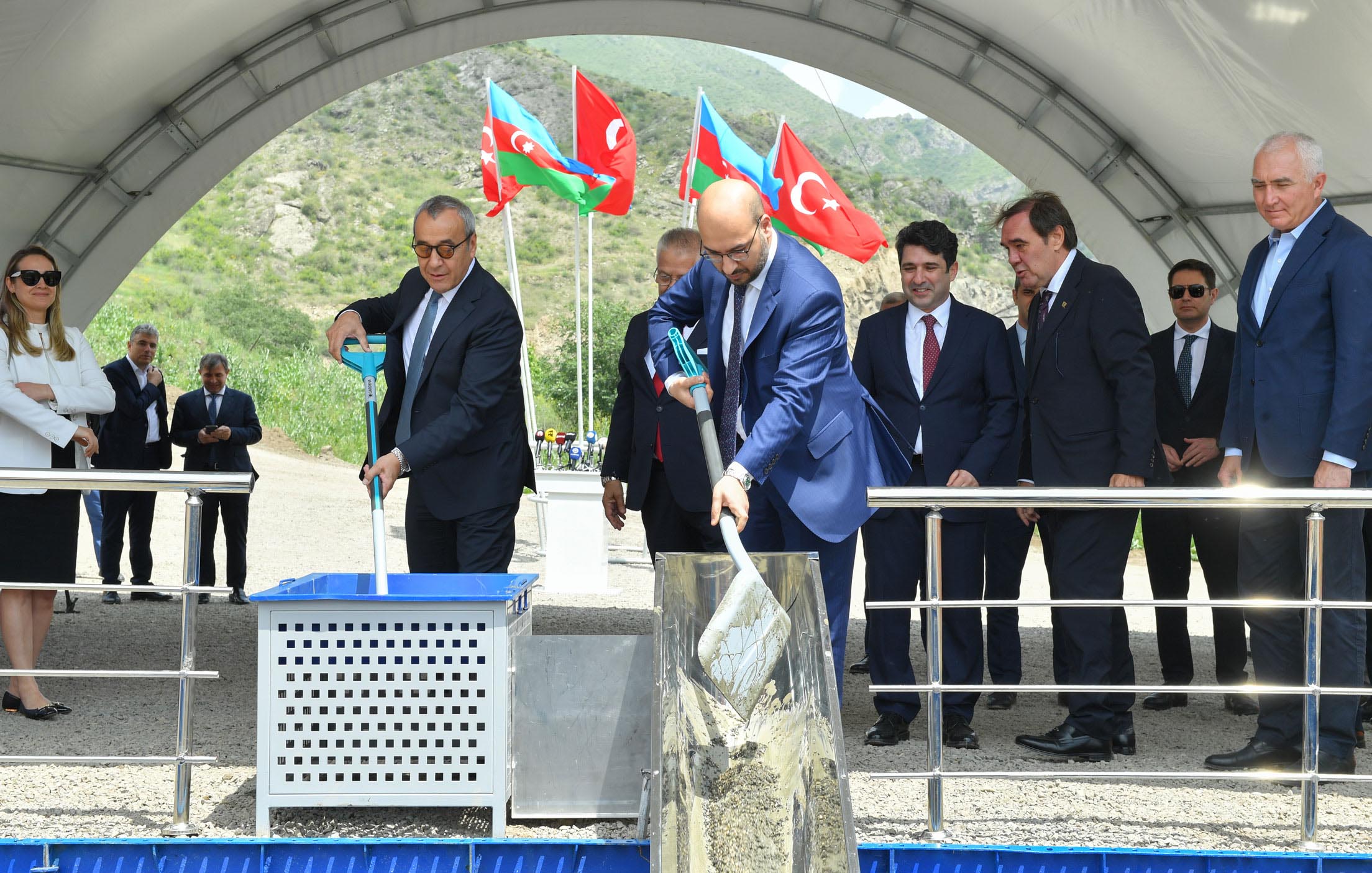 Laçında kiçik su elektrik stansiyasının təməli qoyulub