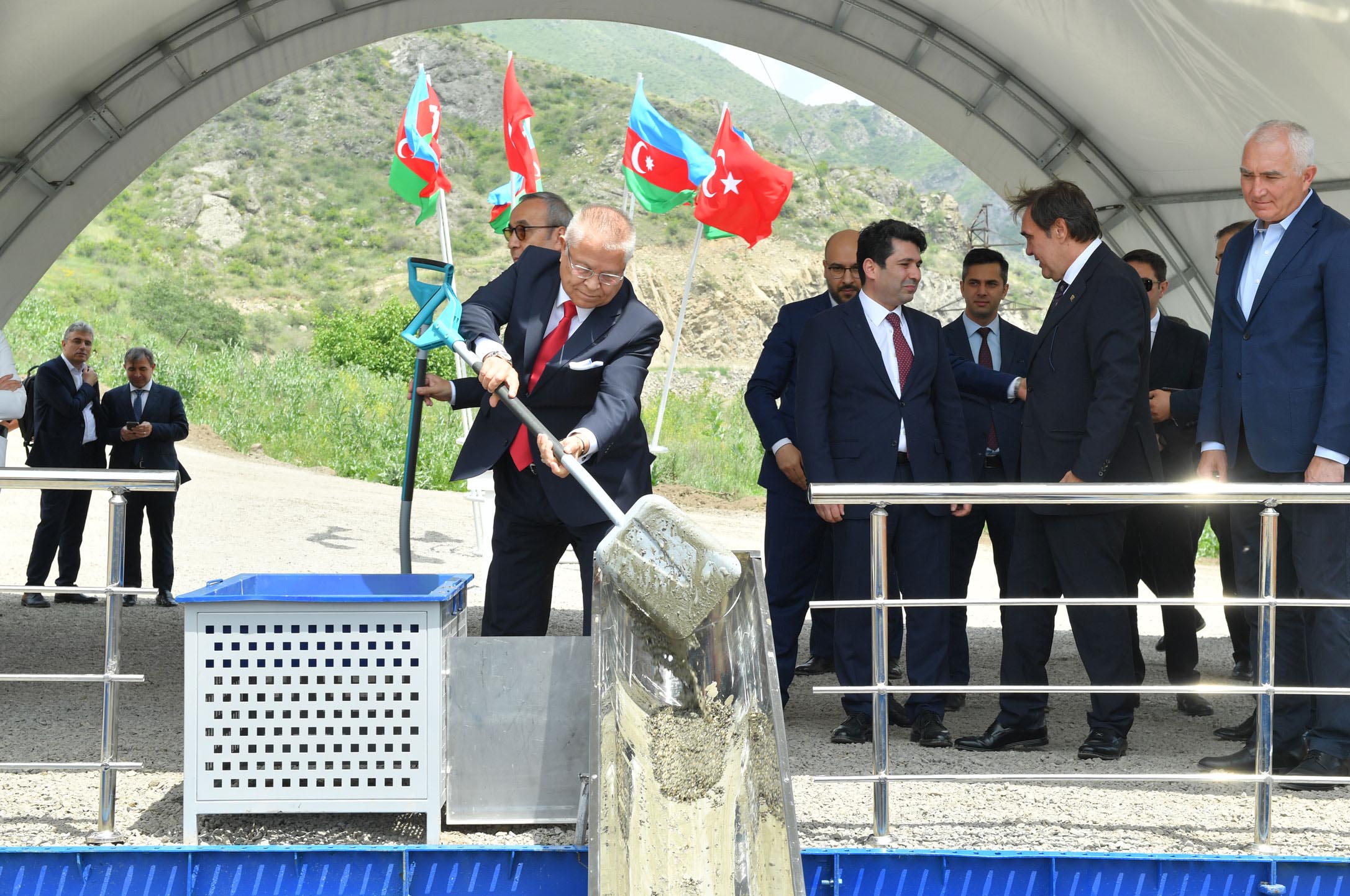 Laçında kiçik su elektrik stansiyasının təməli qoyulub