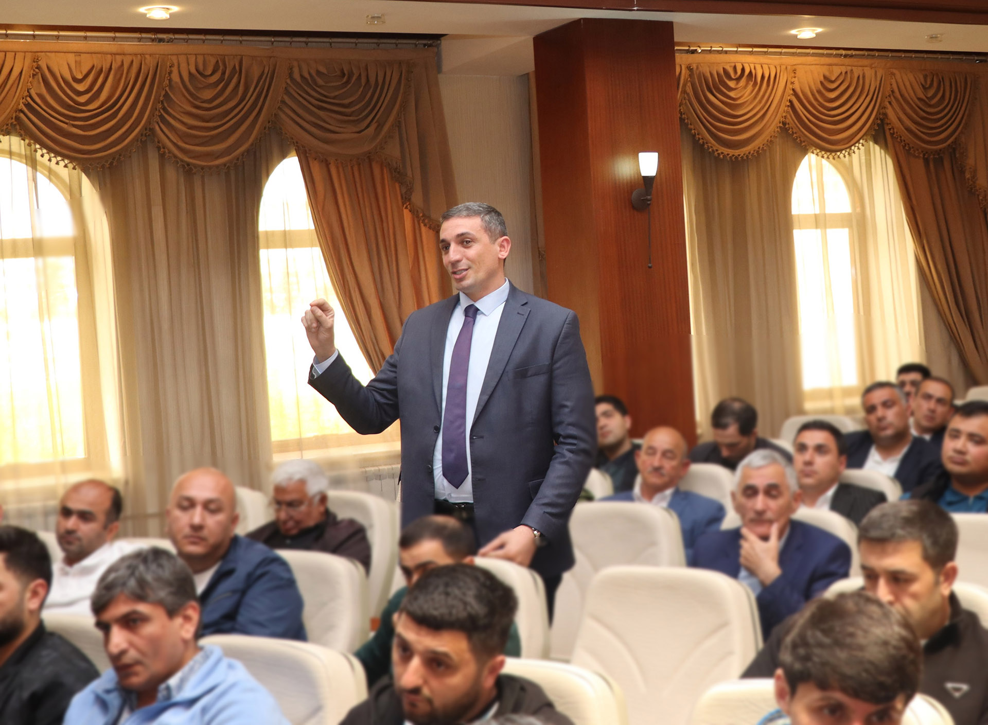 İstehlak bazarında fəaliyyət göstərən sahibkarlıq subyektləri ilə növbəti maarifləndirici görüş keçirilib