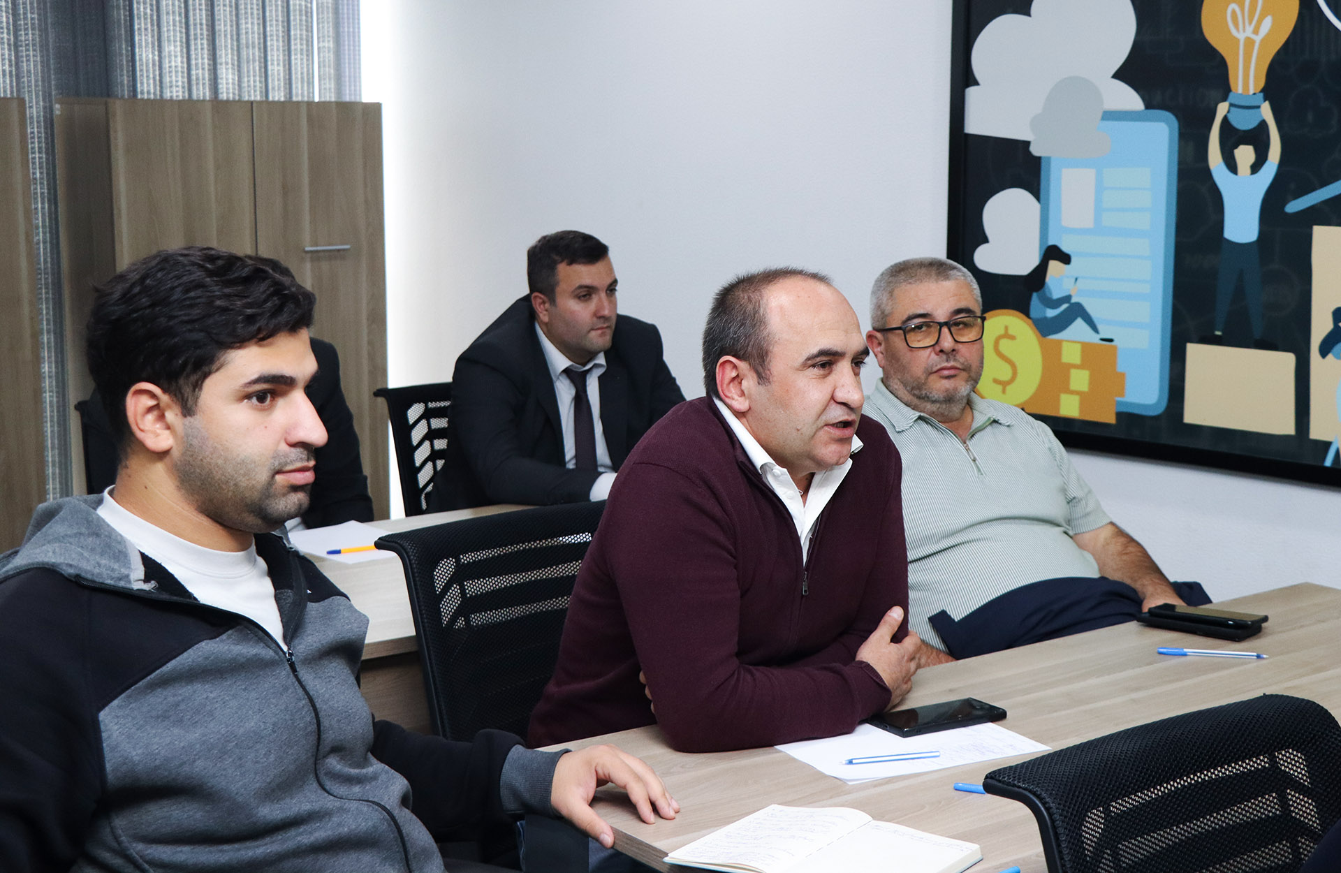 Xaçmaz şəhərində sahibkarlar üçün “Mənşə sertifikatı” alt modulundan istifadəyə dair maarifləndirici görüş keçirilib