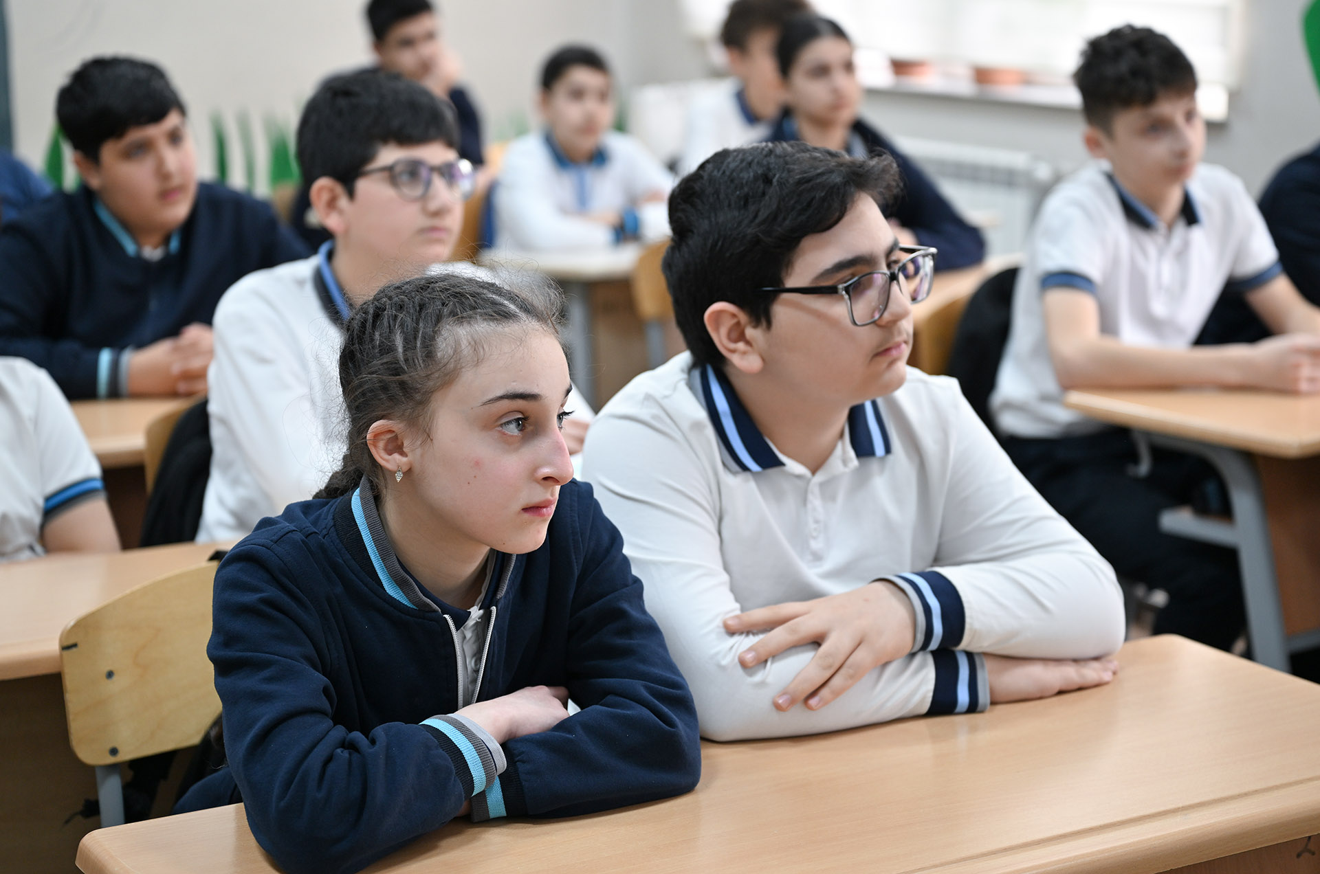 Məktəbyaşlı uşaqlar üçün istehlakçı hüquqları barədə açıq dərslər keçirilib