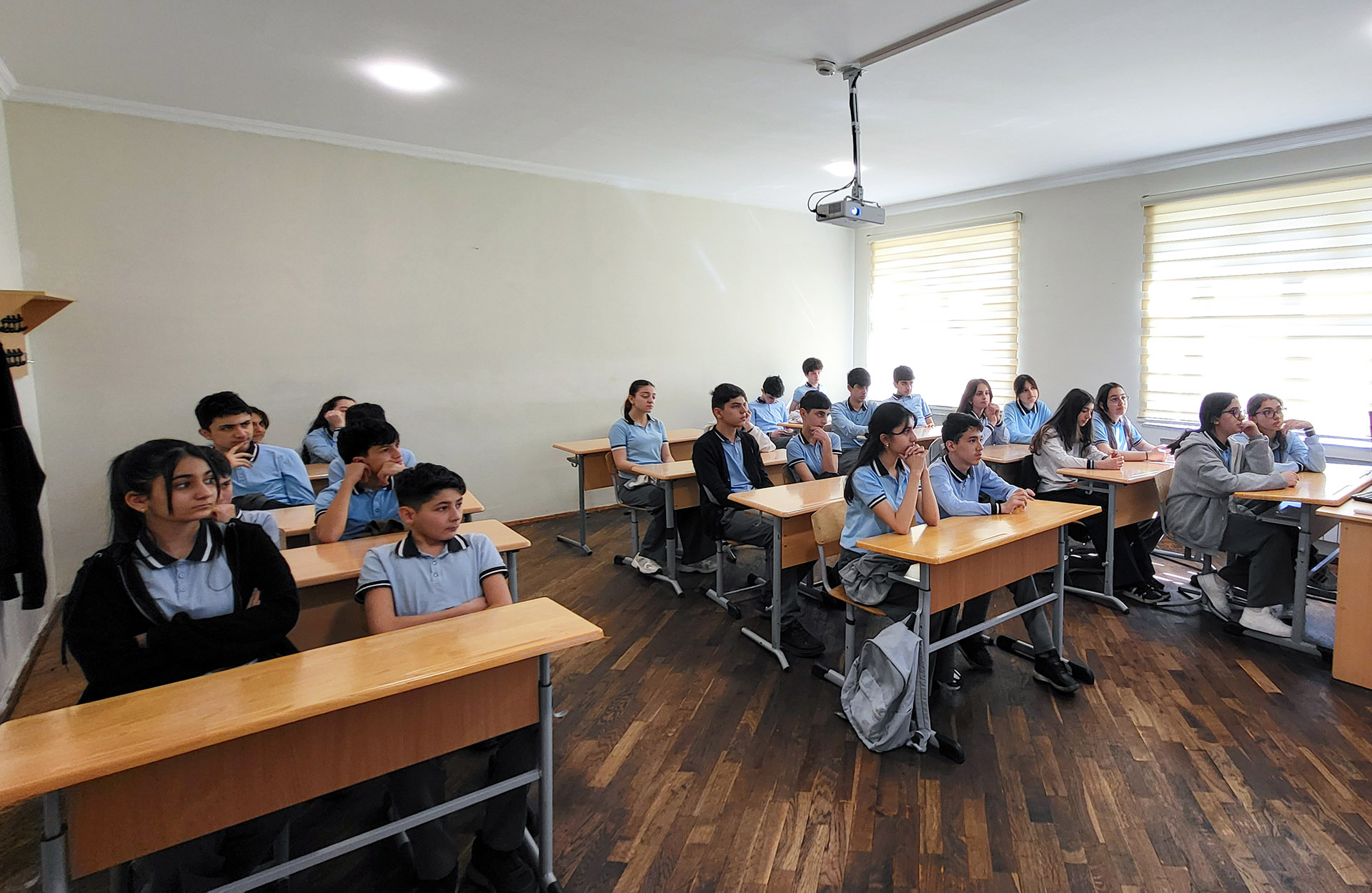 Məktəbyaşlı uşaqların istehlakçı hüquqları barədə maarifləndirilməsi məqsədilə növbəti açıq dərslər keçirilib