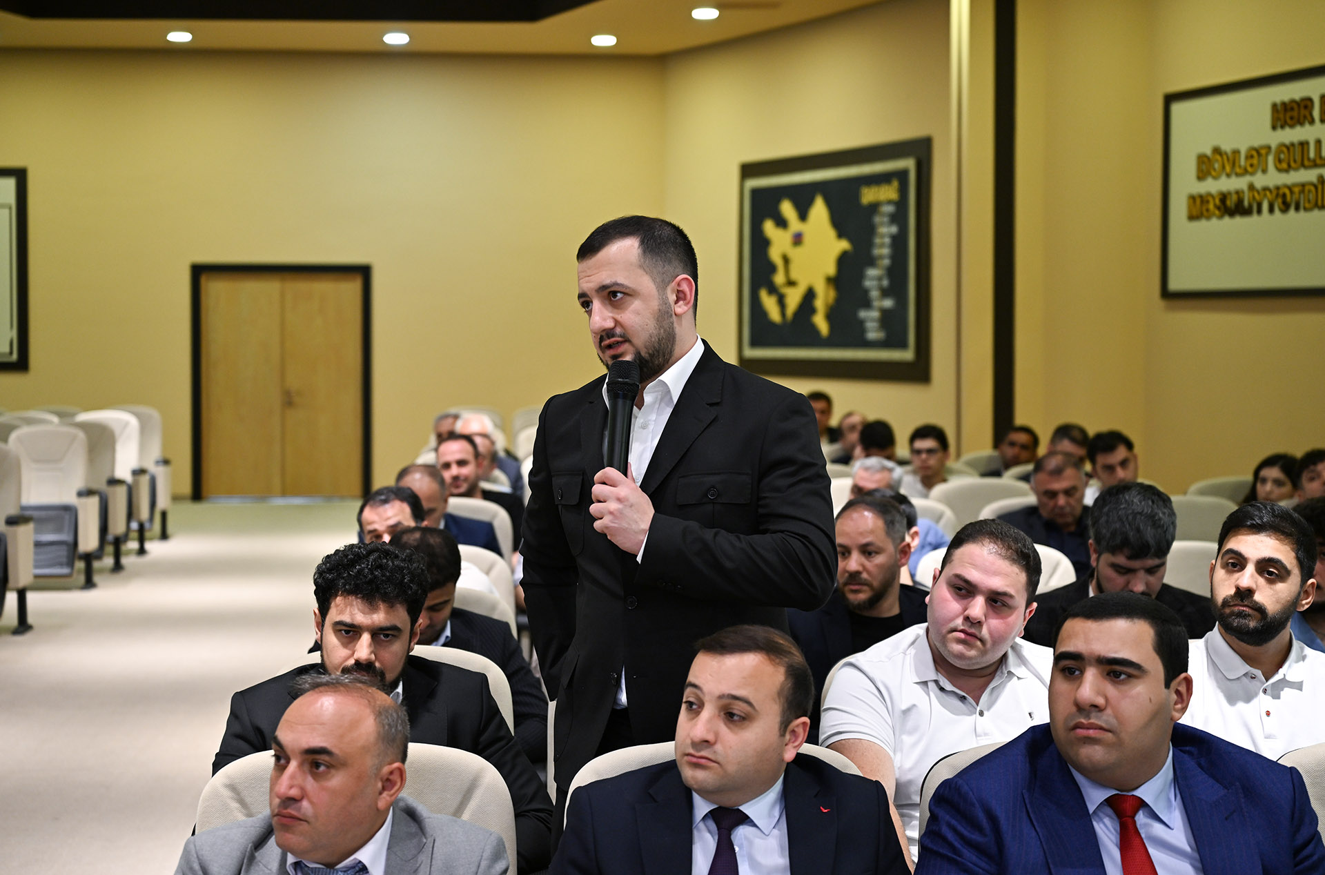 İstehlak bazarında fəaliyyət göstərən sahibkarlıq subyektləri ilə maarifləndirici görüş keçirilib