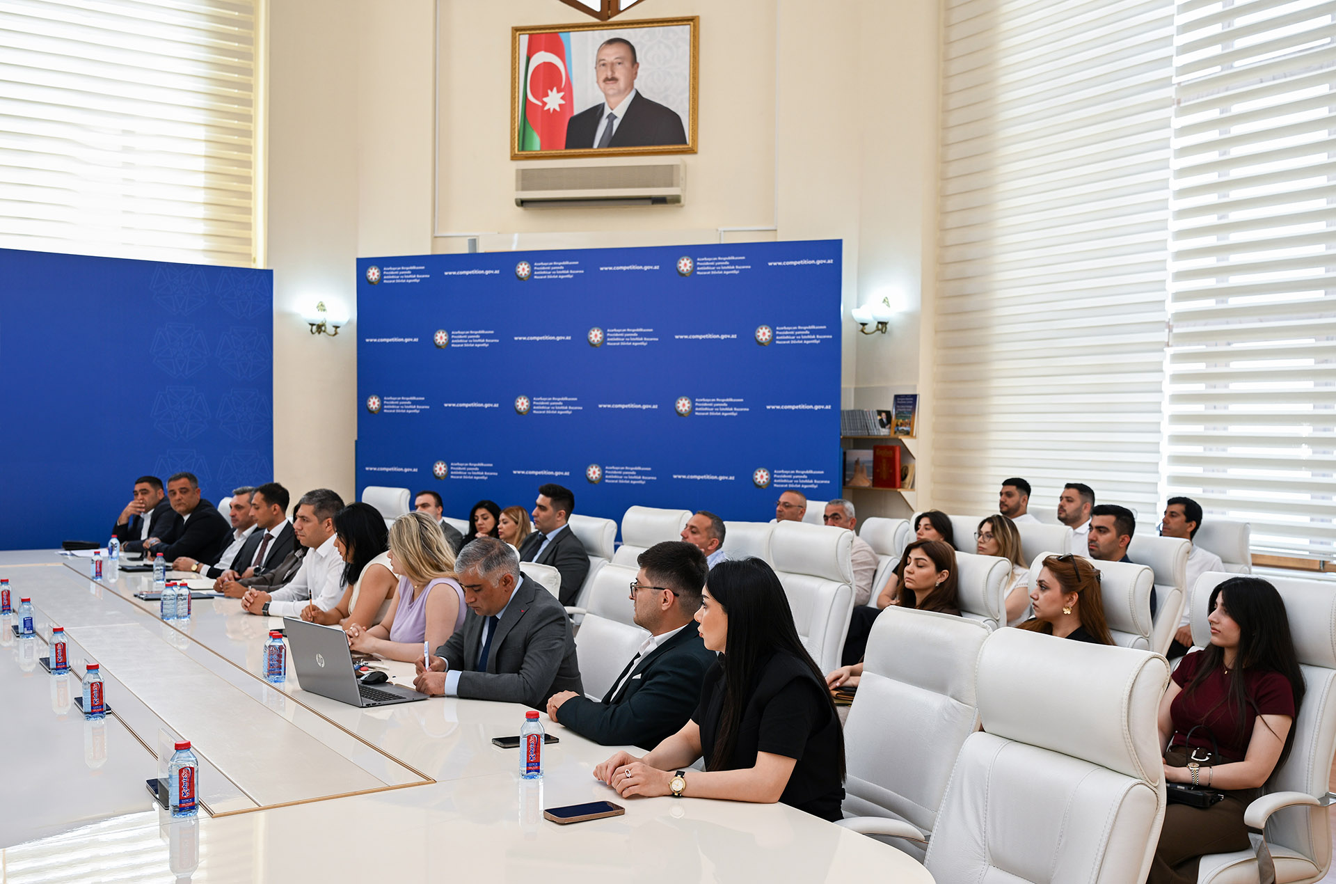 Agentlikdə sertifikatlaşdırma qurumları üçün maarifləndirici görüş keçirilib