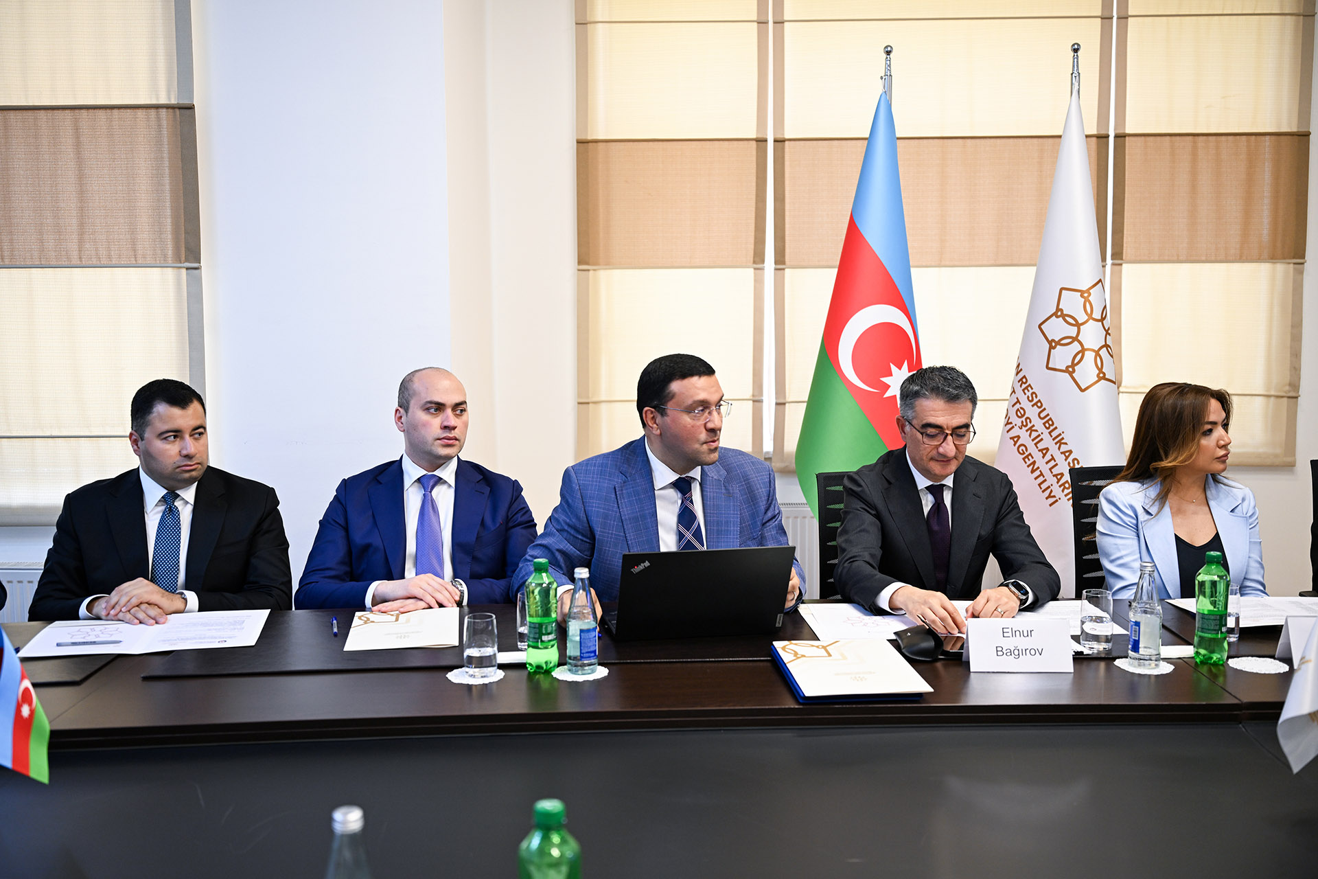 Antiinhisar və İstehlak Bazarına Nəzarət Dövlət Agentliyi və Qeyri-Hökumət Təşkilatlarına Dövlət Dəstəyi Agentliyinin birgə təşkilatçılığı ilə dövlət satınalmalarına dair tədbir keçirilib