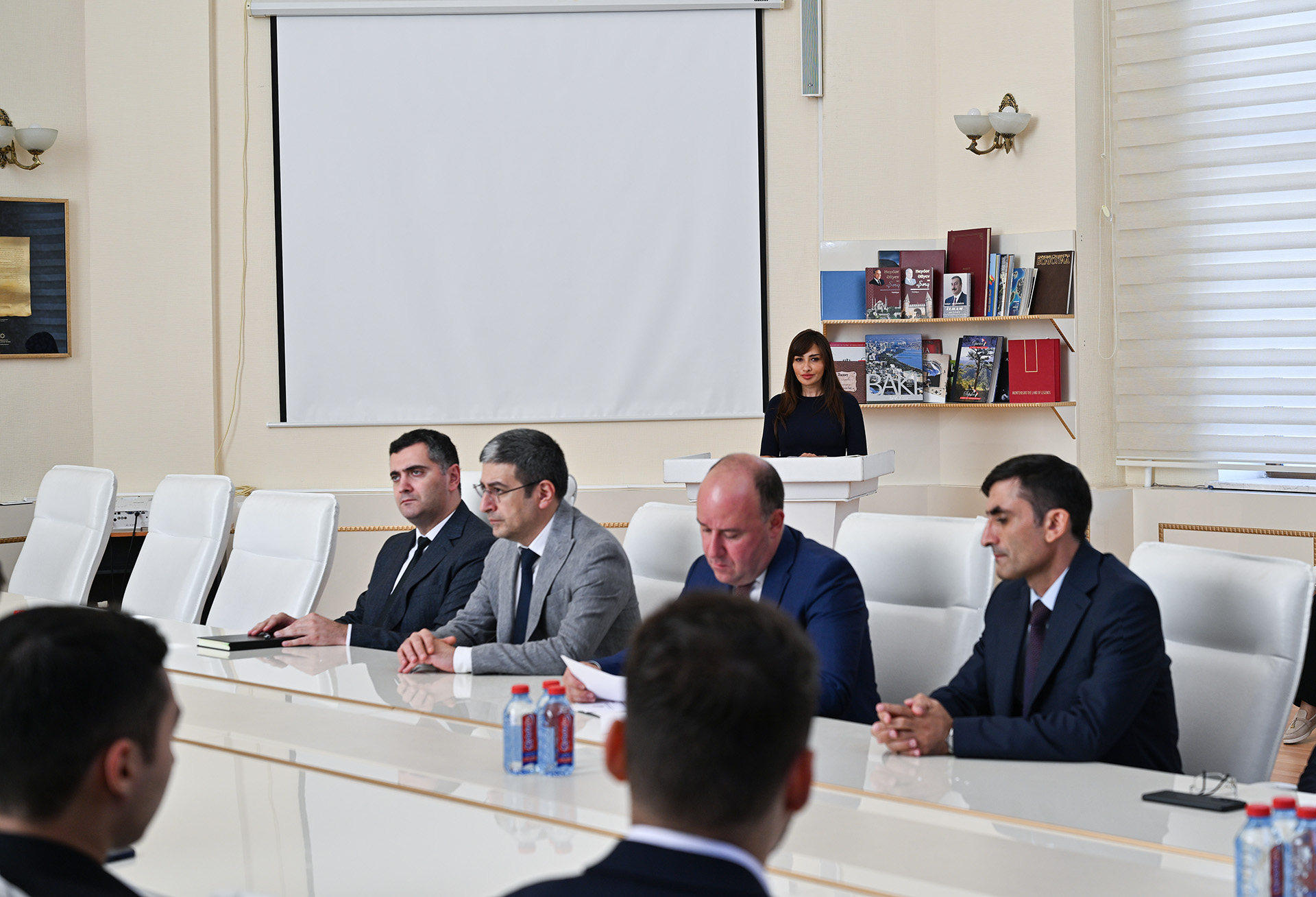 Agentlikdə tələbələrin təcrübə proqramının yekunlarına həsr olunmuş tədbir keçirilib